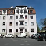 Zu Altpieschen Pensión 3*